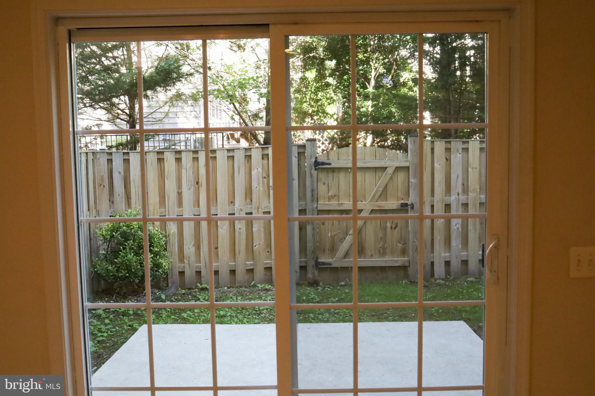 LAUREL RIDGE CROSSING - Residential