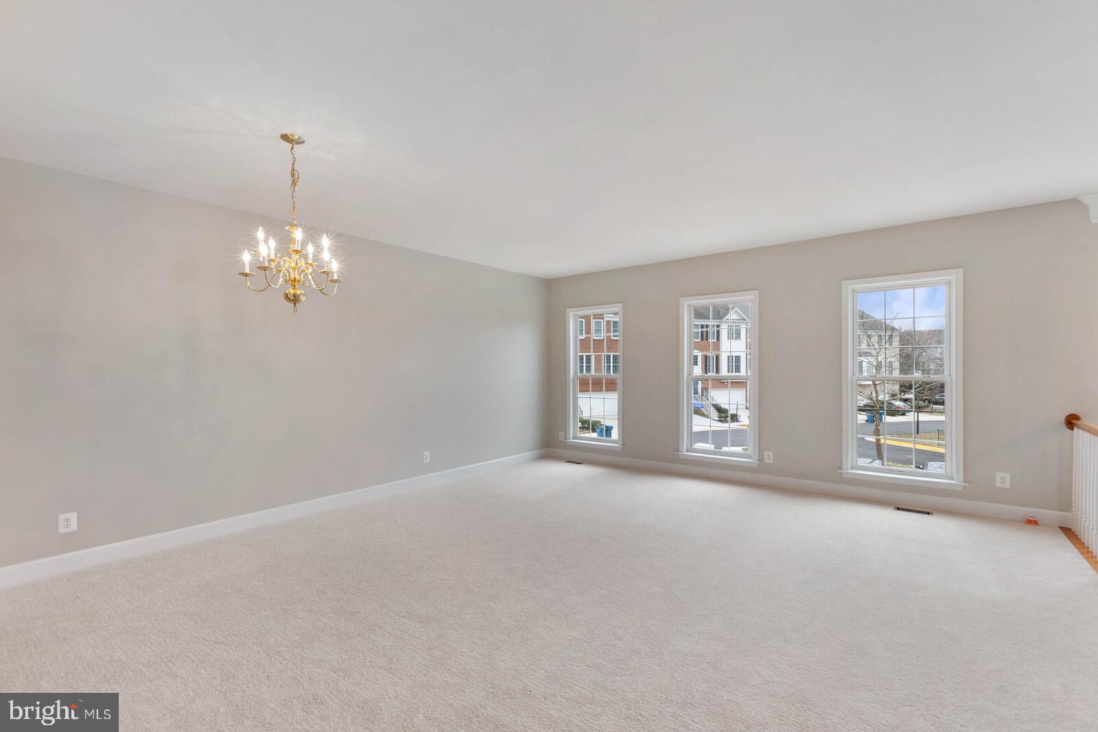 LAUREL RIDGE CROSSING - Residential