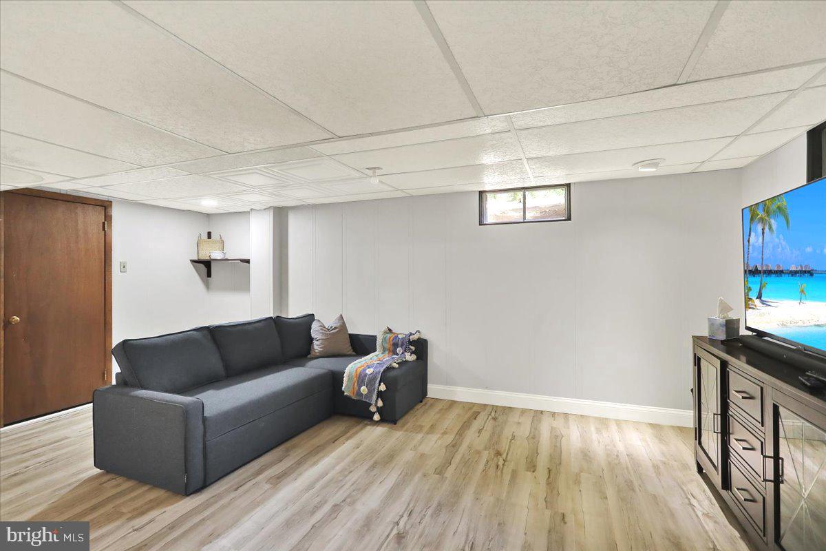 WELLINGTON DOWNES - Residential