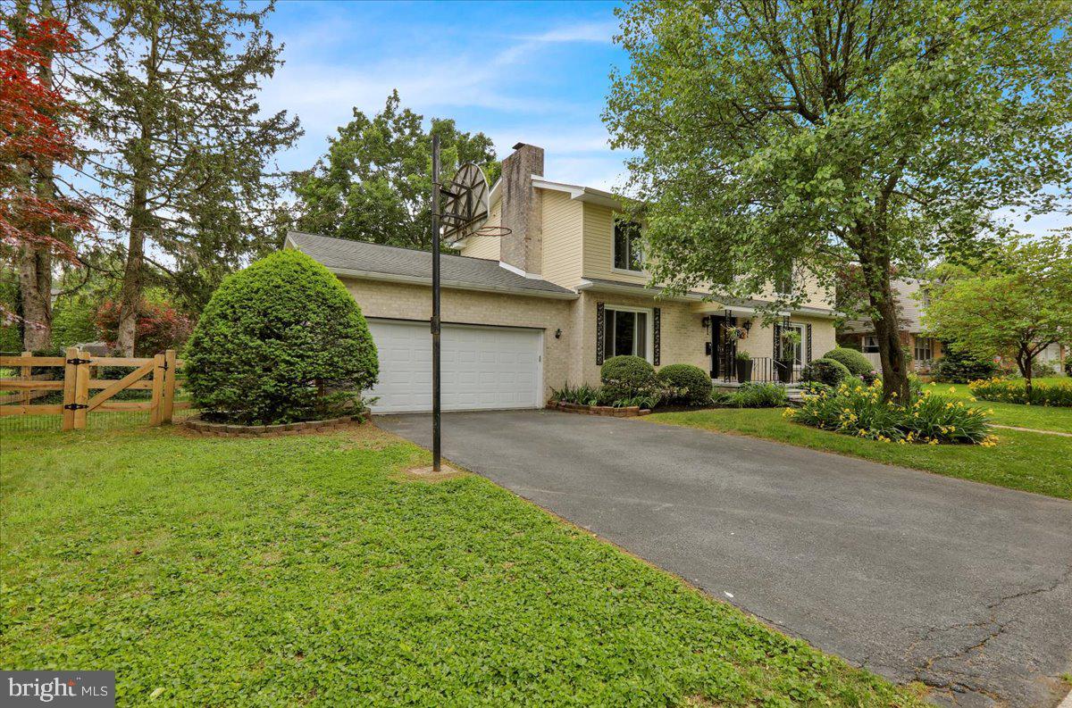 WELLINGTON DOWNES - Residential