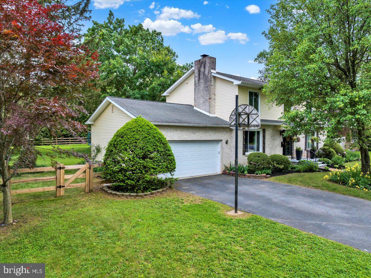 WELLINGTON DOWNES - Residential