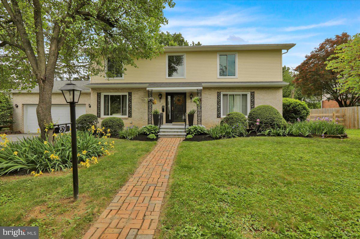89 WELLINGTON BOULEVARD