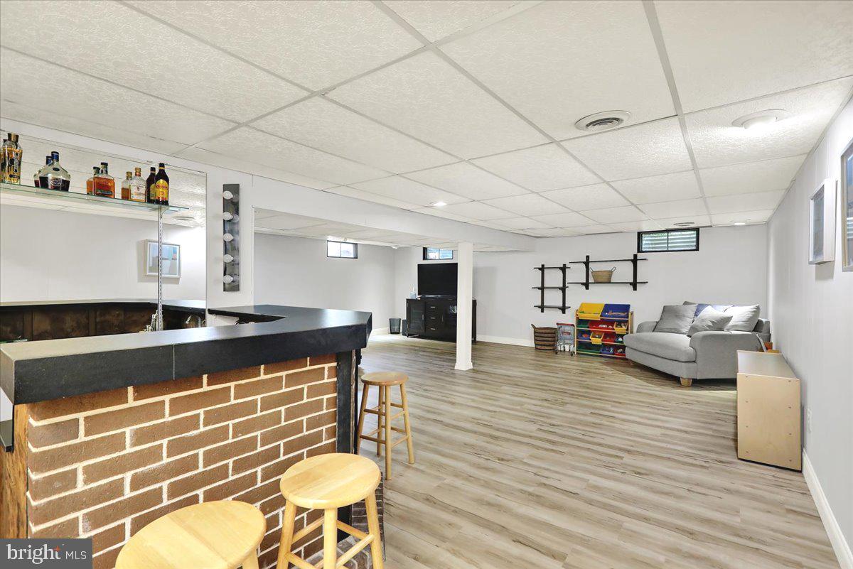 WELLINGTON DOWNES - Residential