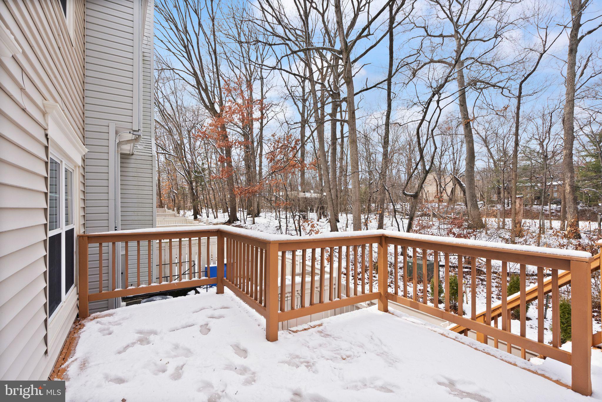 HUNTERS SQUARE - Residential