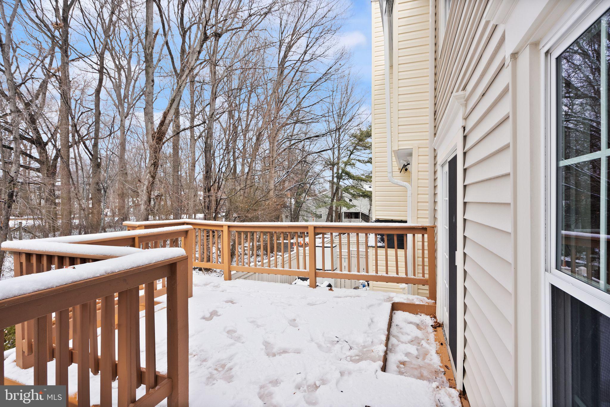 HUNTERS SQUARE - Residential