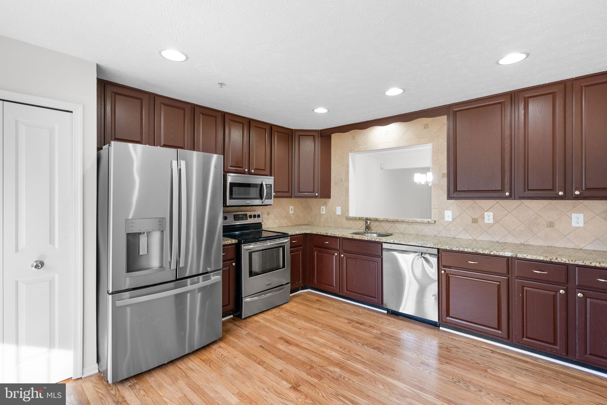 BOWLING BROOK FARMS - Residential