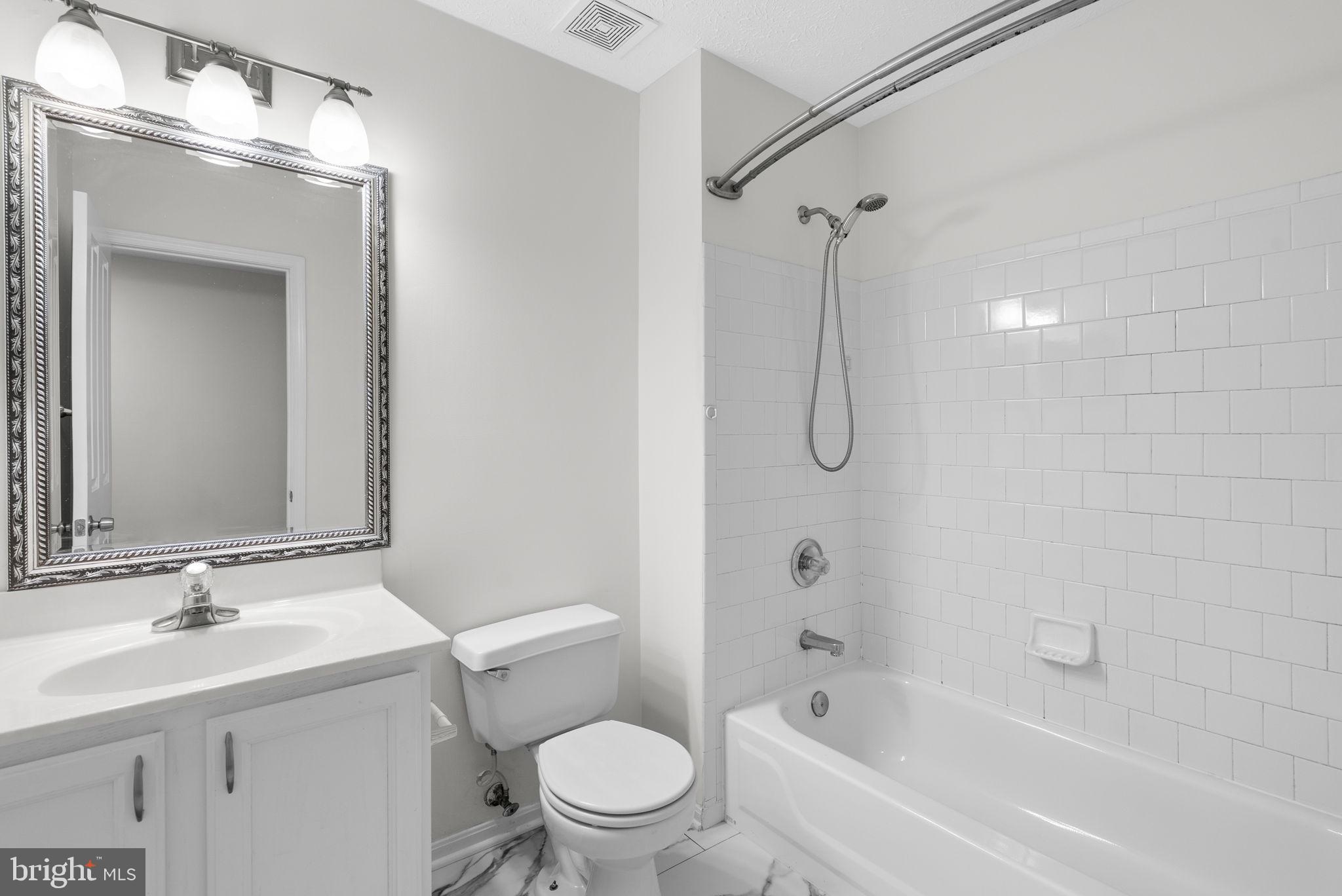 BOWLING BROOK FARMS - Residential