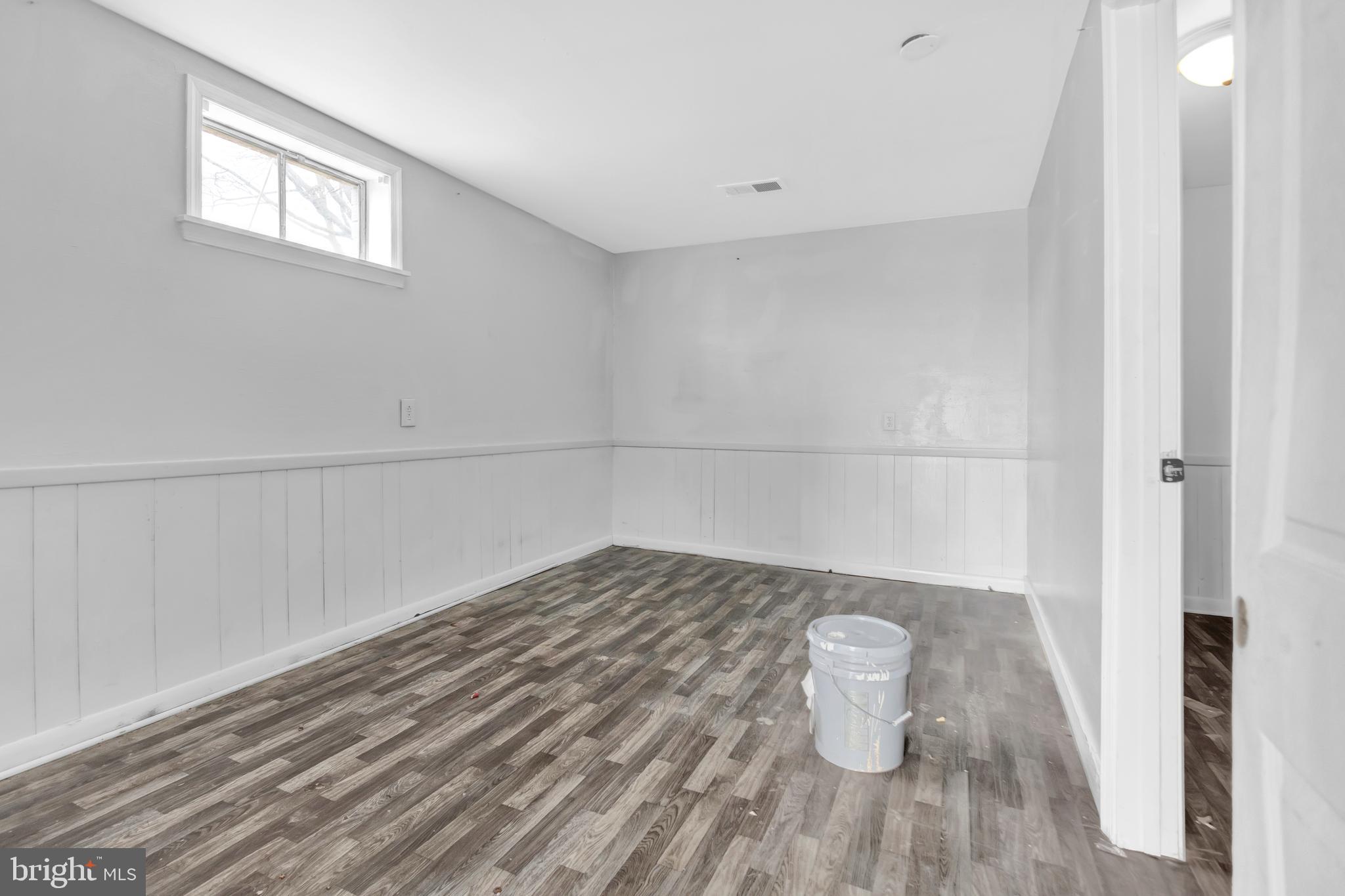 GREENBRIER KNOLLS - Residential