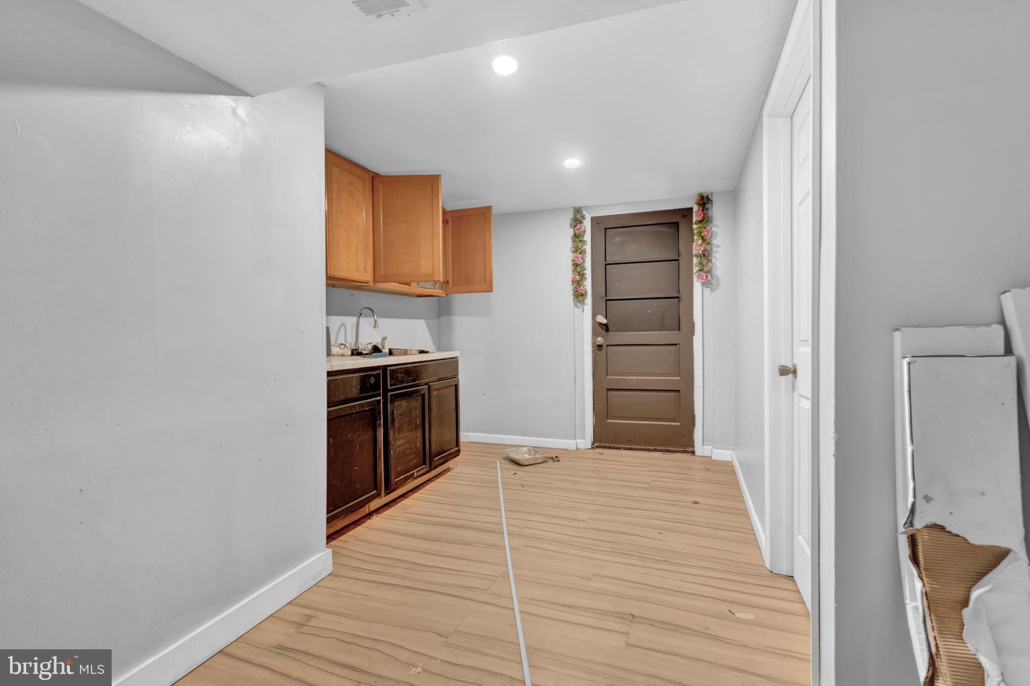 GREENBRIER KNOLLS - Residential