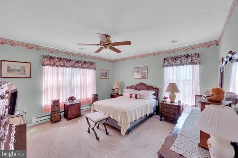 Tiny photo for 313 Concord Court, LITTLE EGG HARBOR TWP, NJ 08087 (MLS # NJOC2041760)