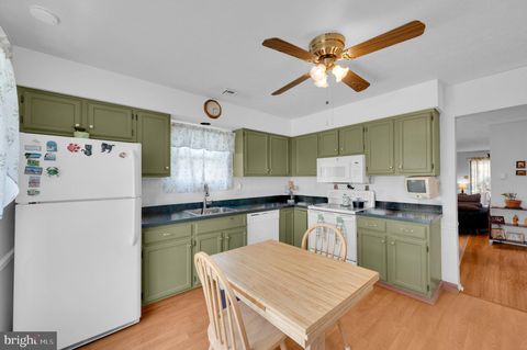 Tiny photo for 313 Concord Court, LITTLE EGG HARBOR TWP, NJ 08087 (MLS # NJOC2041760)
