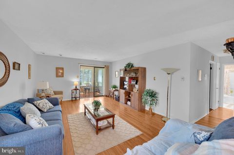Tiny photo for 313 Concord Court, LITTLE EGG HARBOR TWP, NJ 08087 (MLS # NJOC2041760)