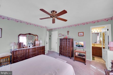 Tiny photo for 313 Concord Court, LITTLE EGG HARBOR TWP, NJ 08087 (MLS # NJOC2041760)
