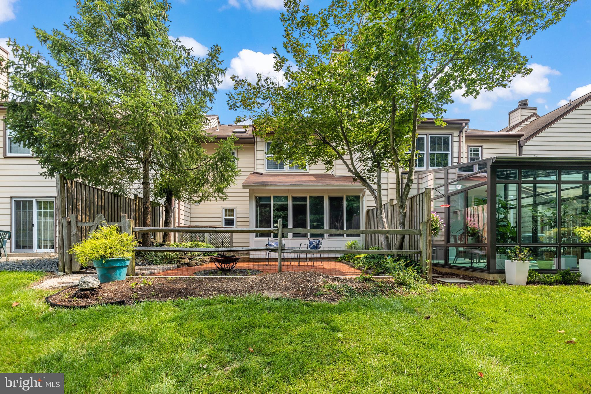 HERITAGE HARBOUR - Residential