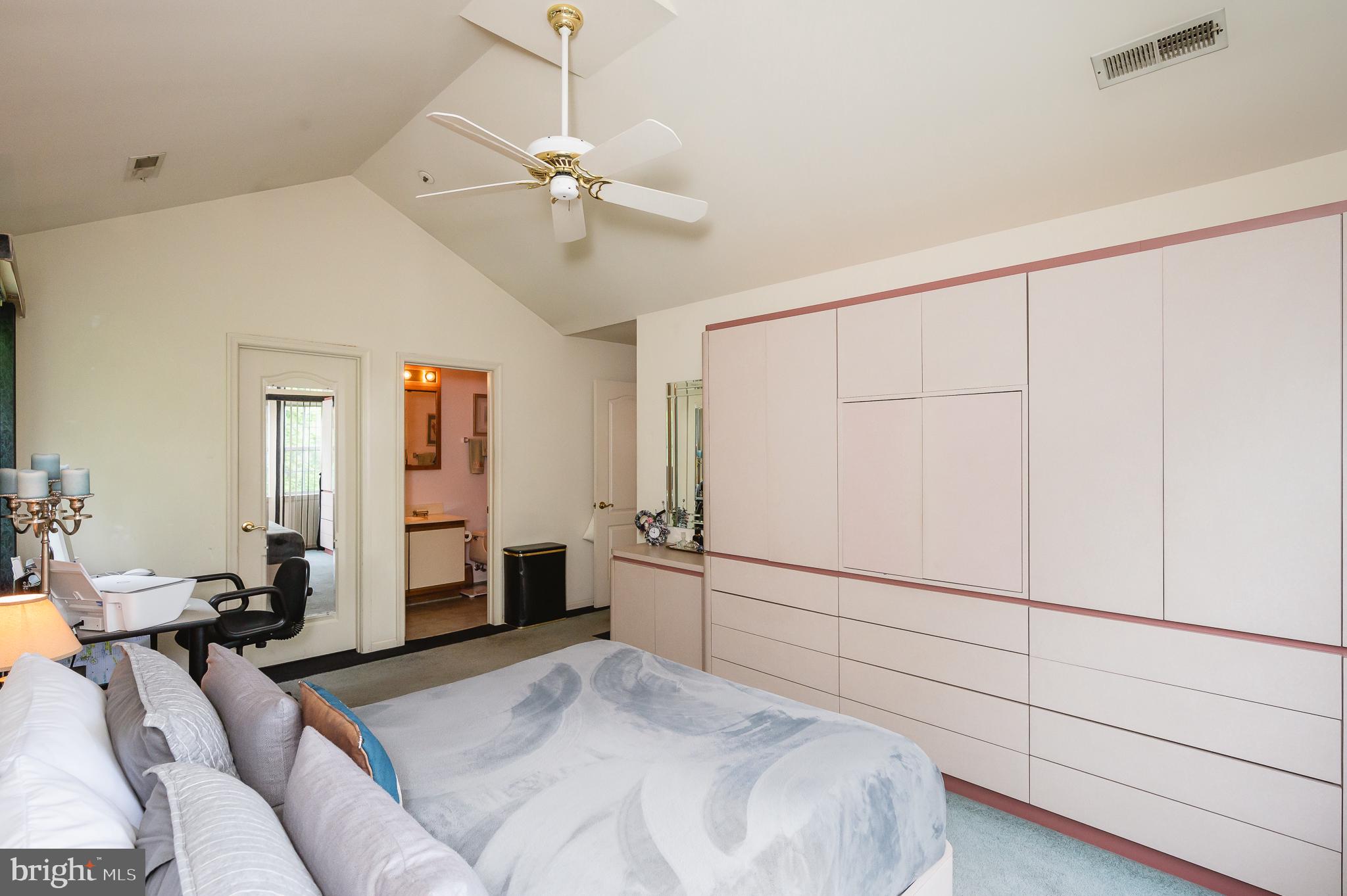 THE VILLAGE OF TIMBERGROVE - Residential