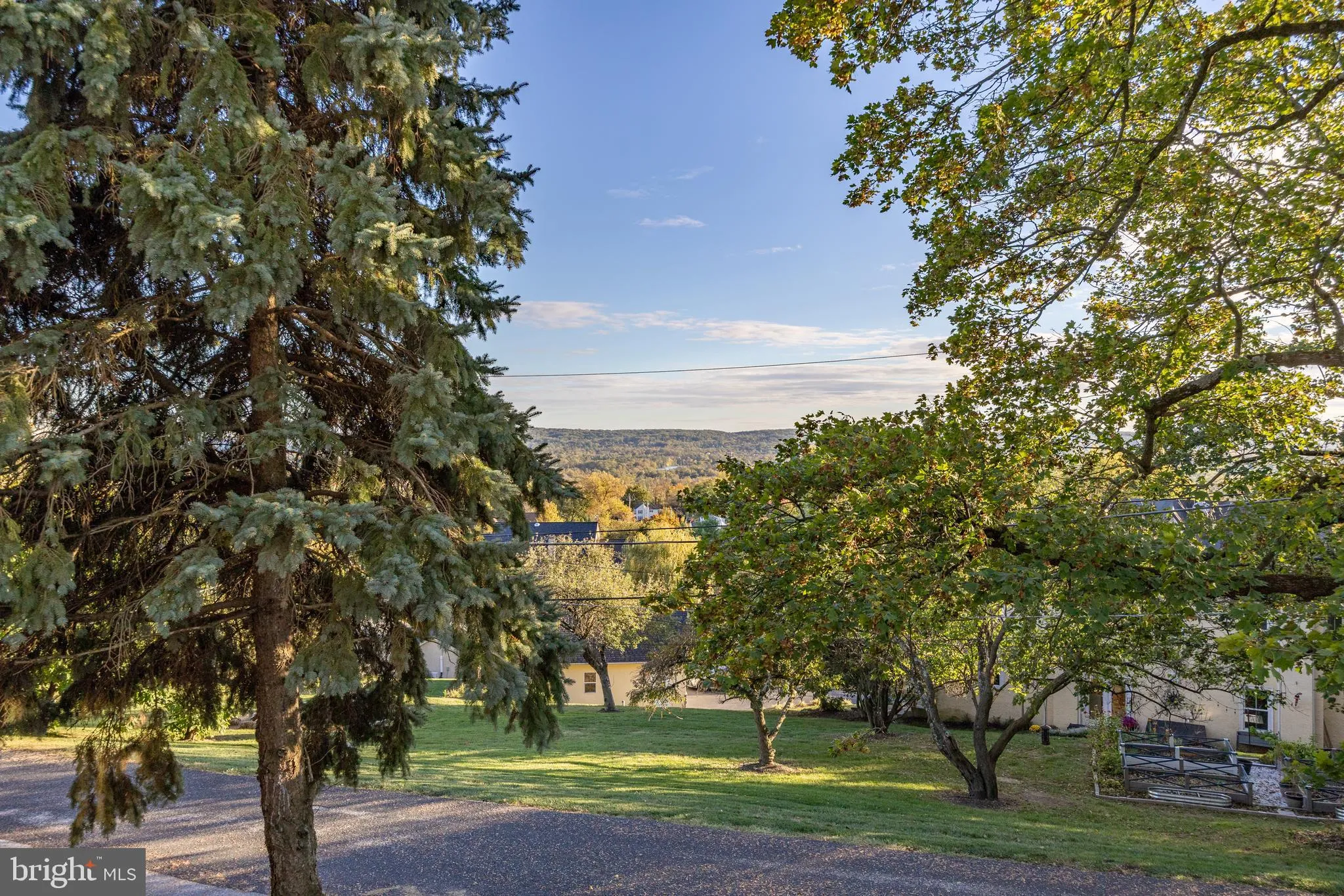 Phoenixville, Pennsylvania 19460, United States, 3 Bedrooms Bedrooms, ,3 BathroomsBathrooms,Residential,Coming Soon,229755