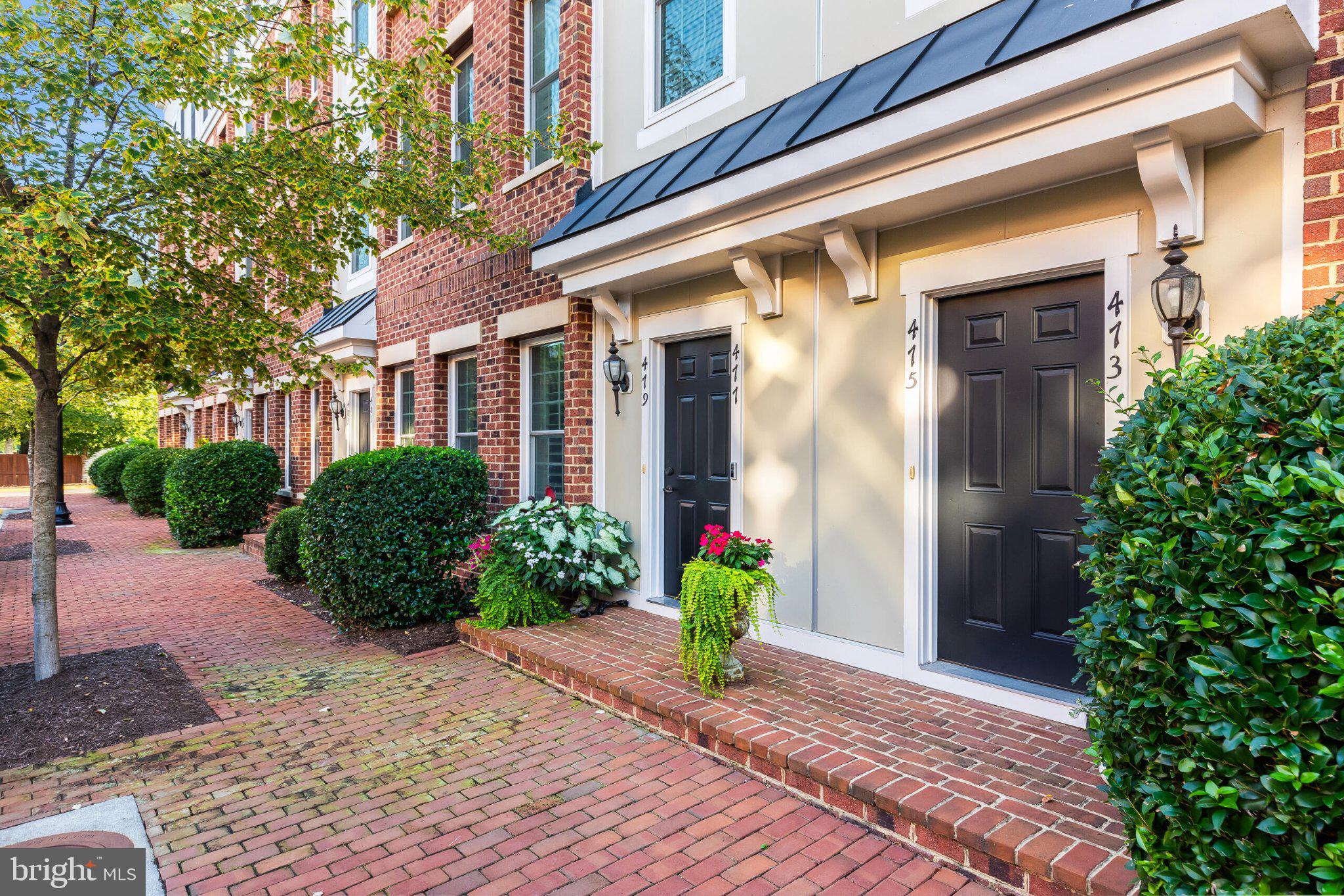 473 KORNBLAU TERRACE SE