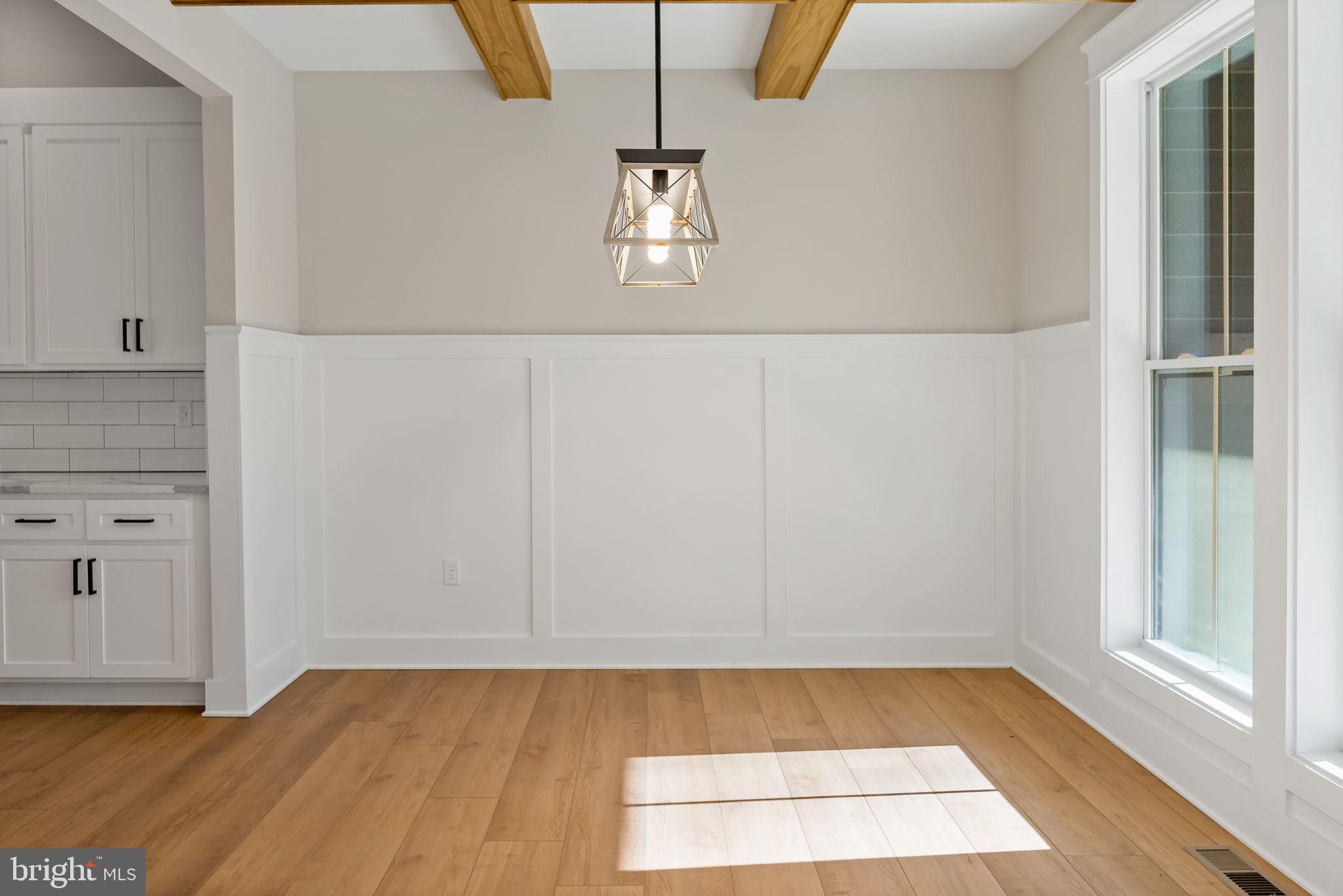 HALLMARK GLEN - Residential