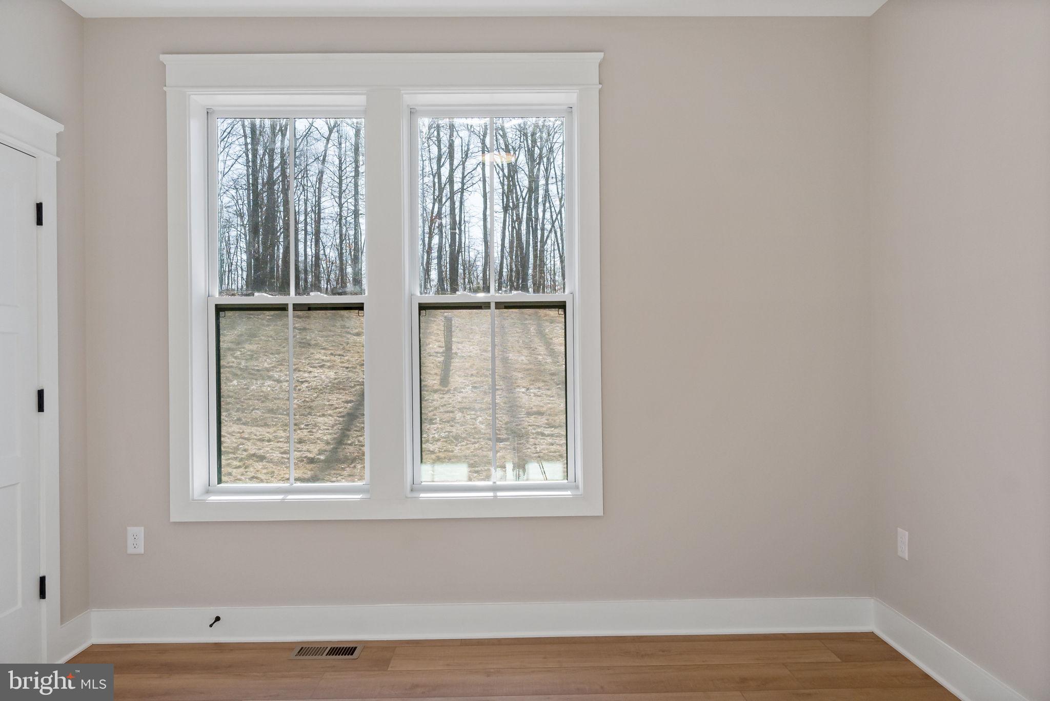 HALLMARK GLEN - Residential