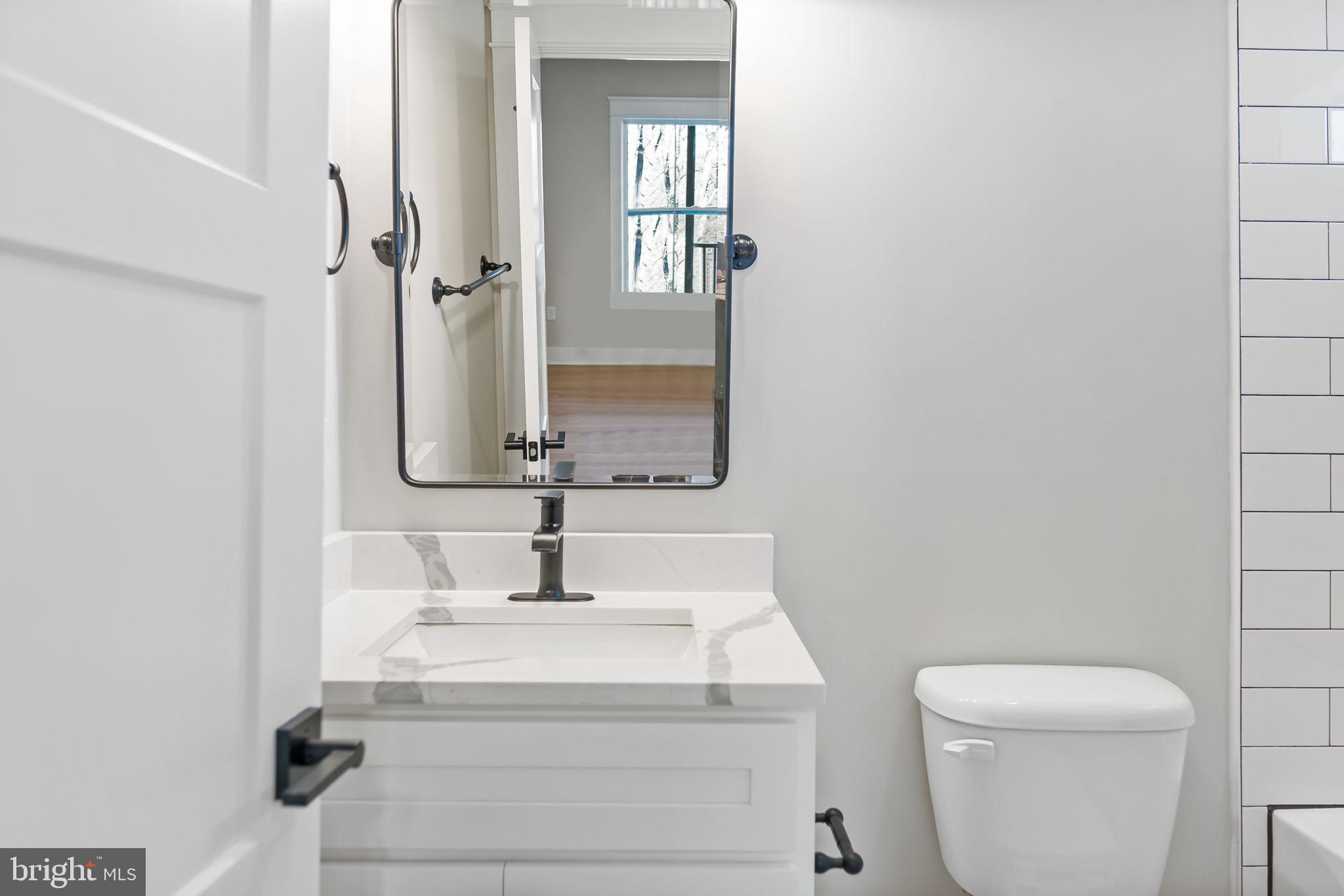 HALLMARK GLEN - Residential