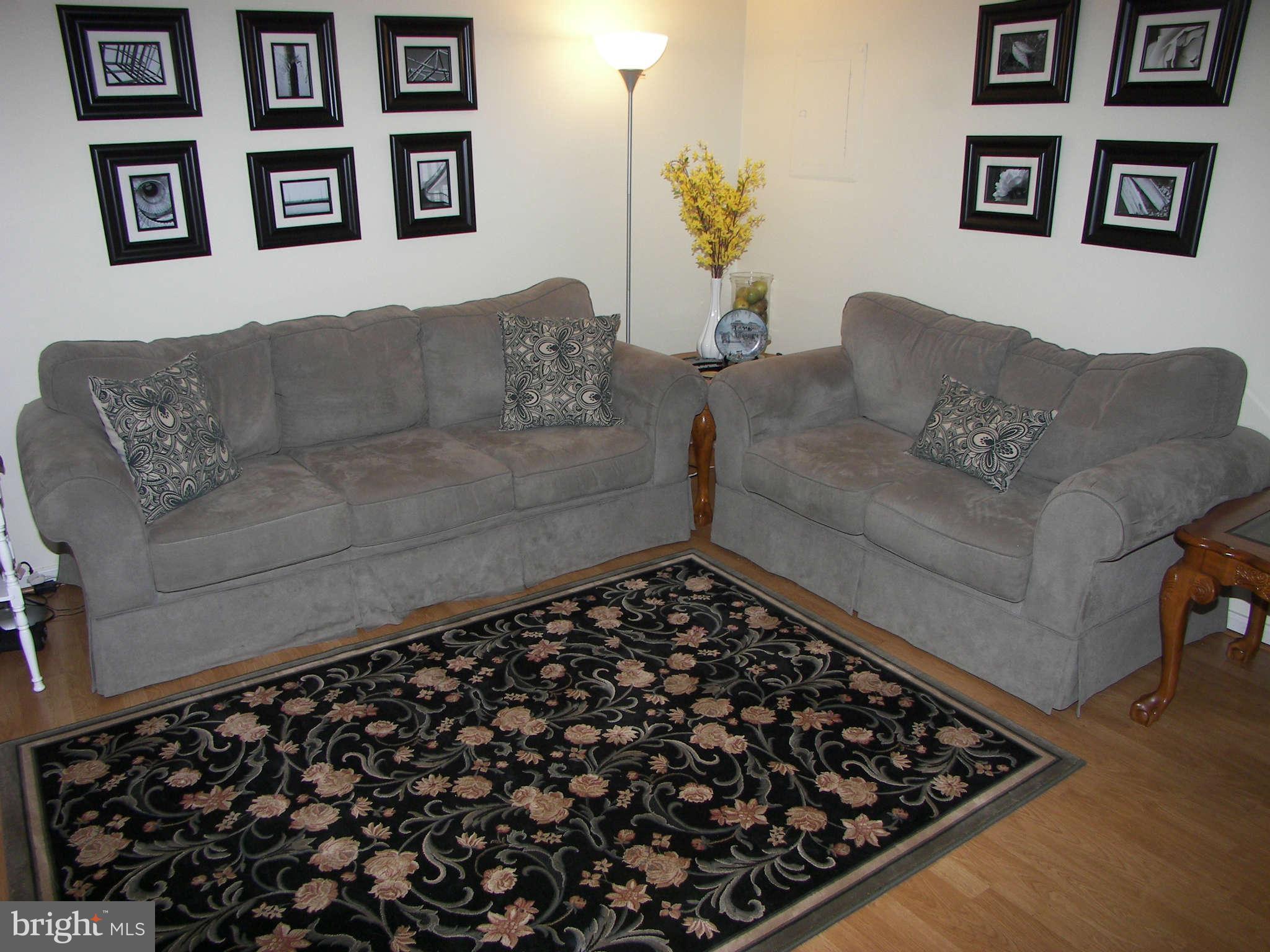 D EVEREUX WEST - Residential Lease