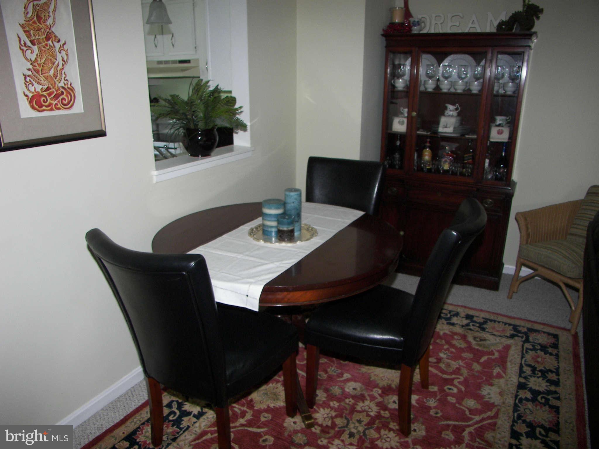 D EVEREUX WEST - Residential Lease