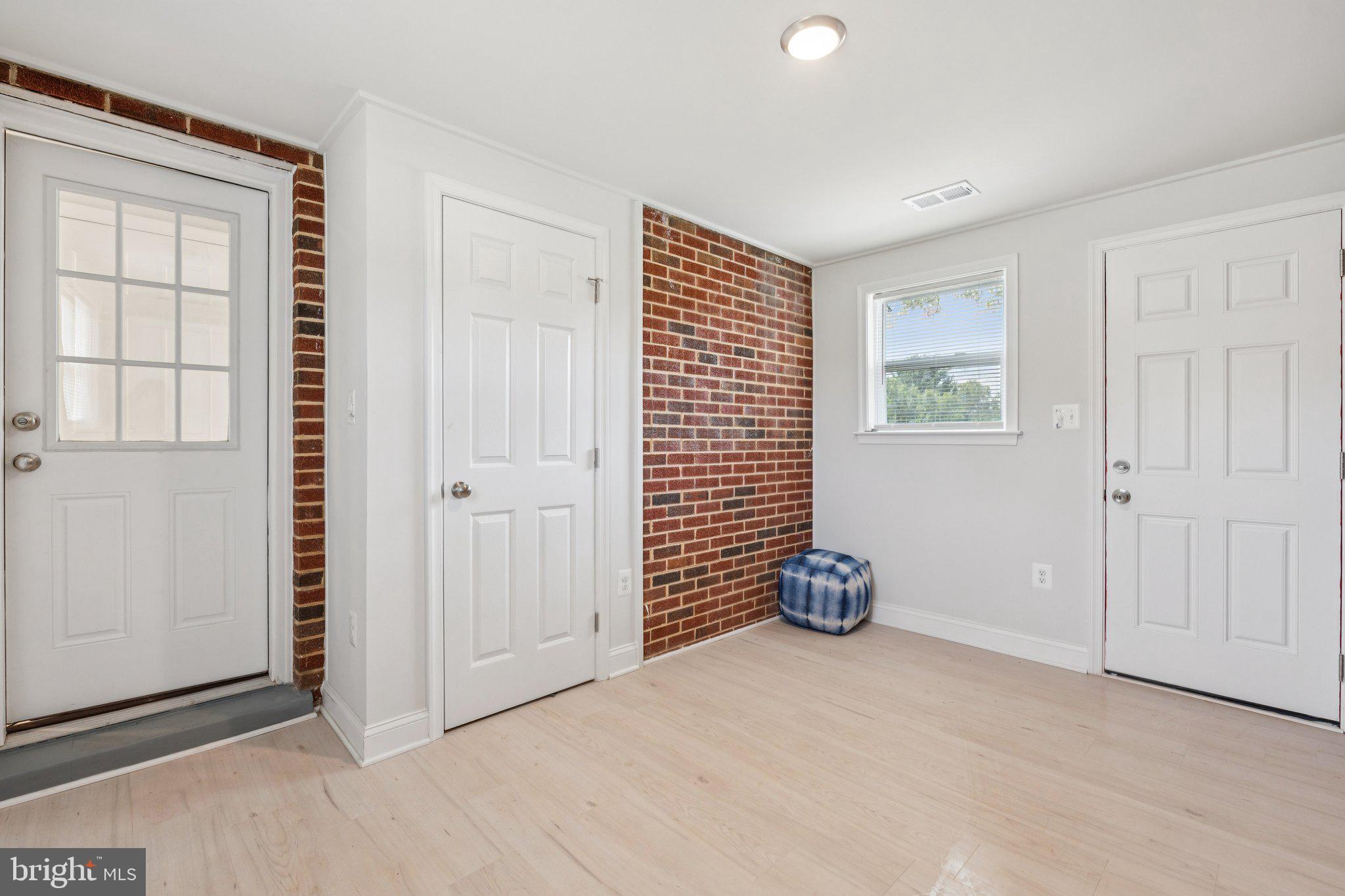 MAYDALE - Residential