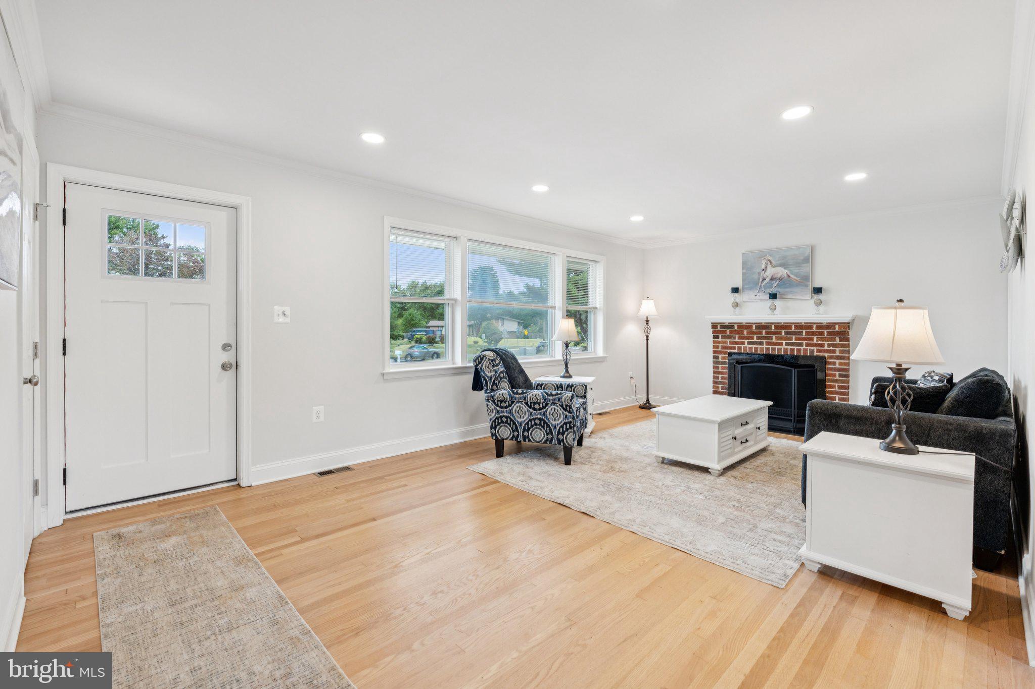 MAYDALE - Residential