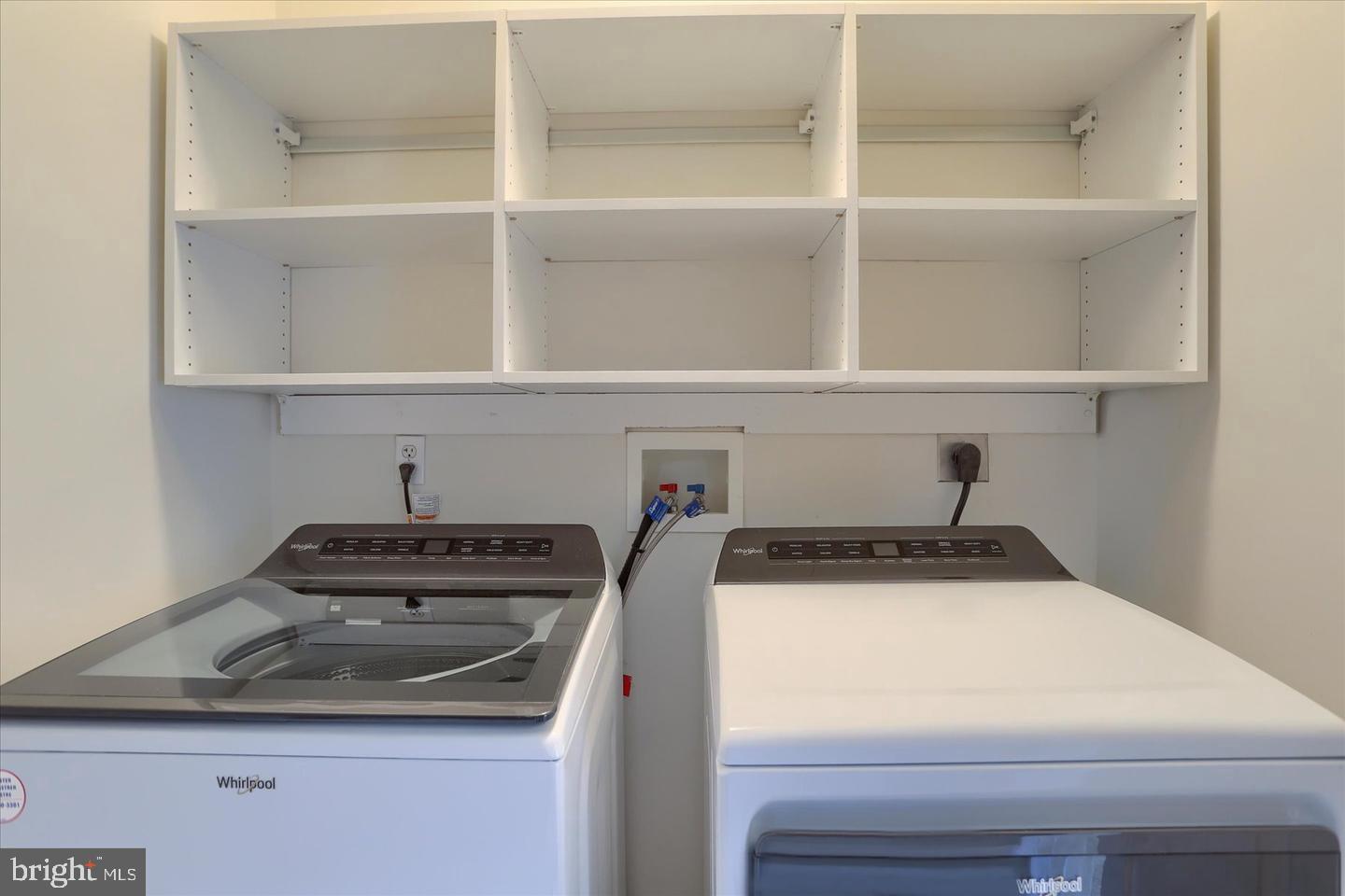 PARKSIDE TOWNHOME CONDOS - Residential