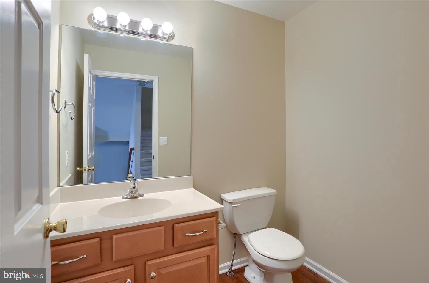 PARKSIDE TOWNHOME CONDOS - Residential