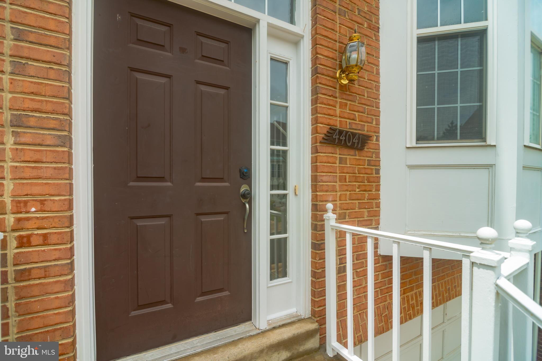 ASHBURN VILLAGE - Residential Lease