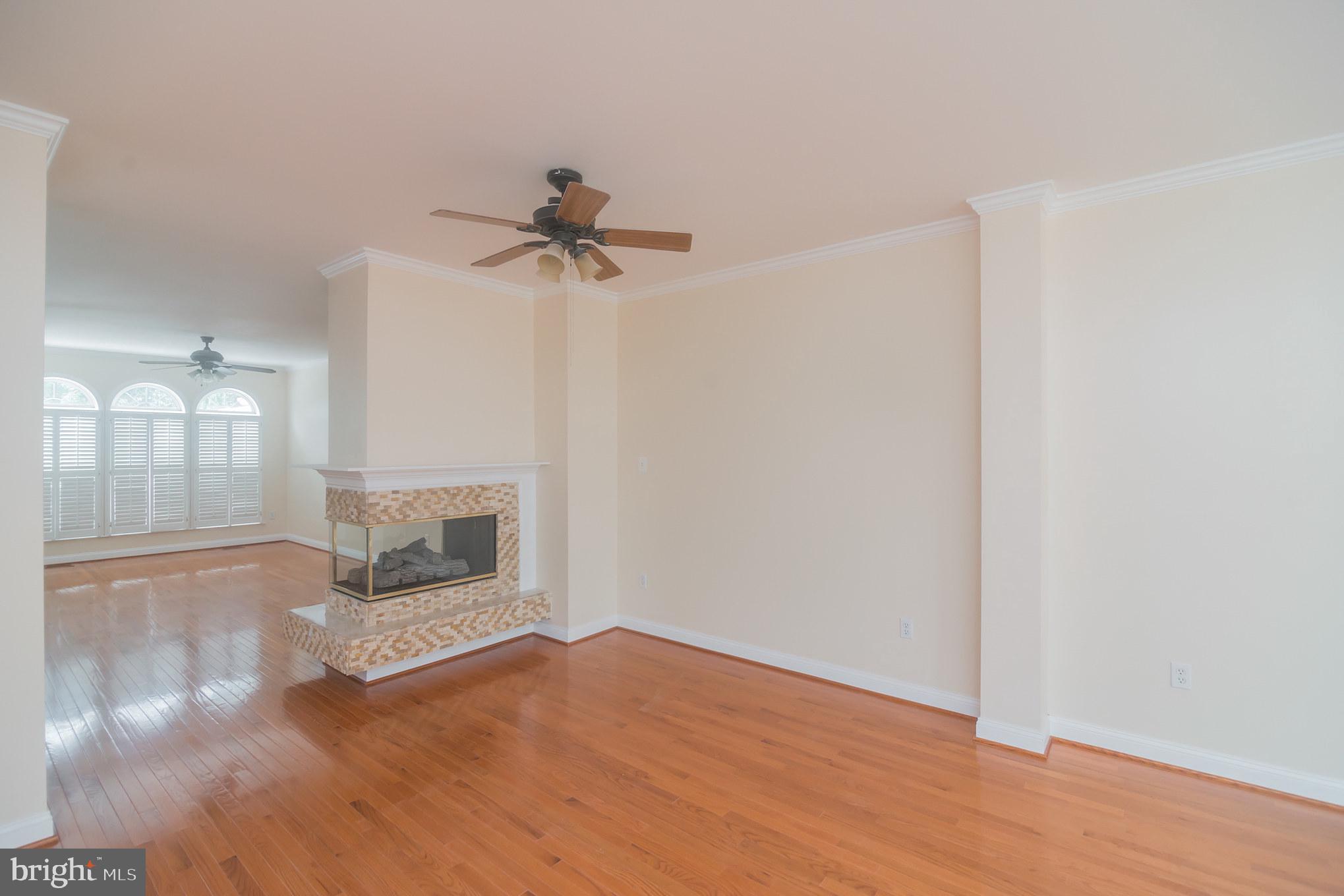 ASHBURN VILLAGE - Residential Lease