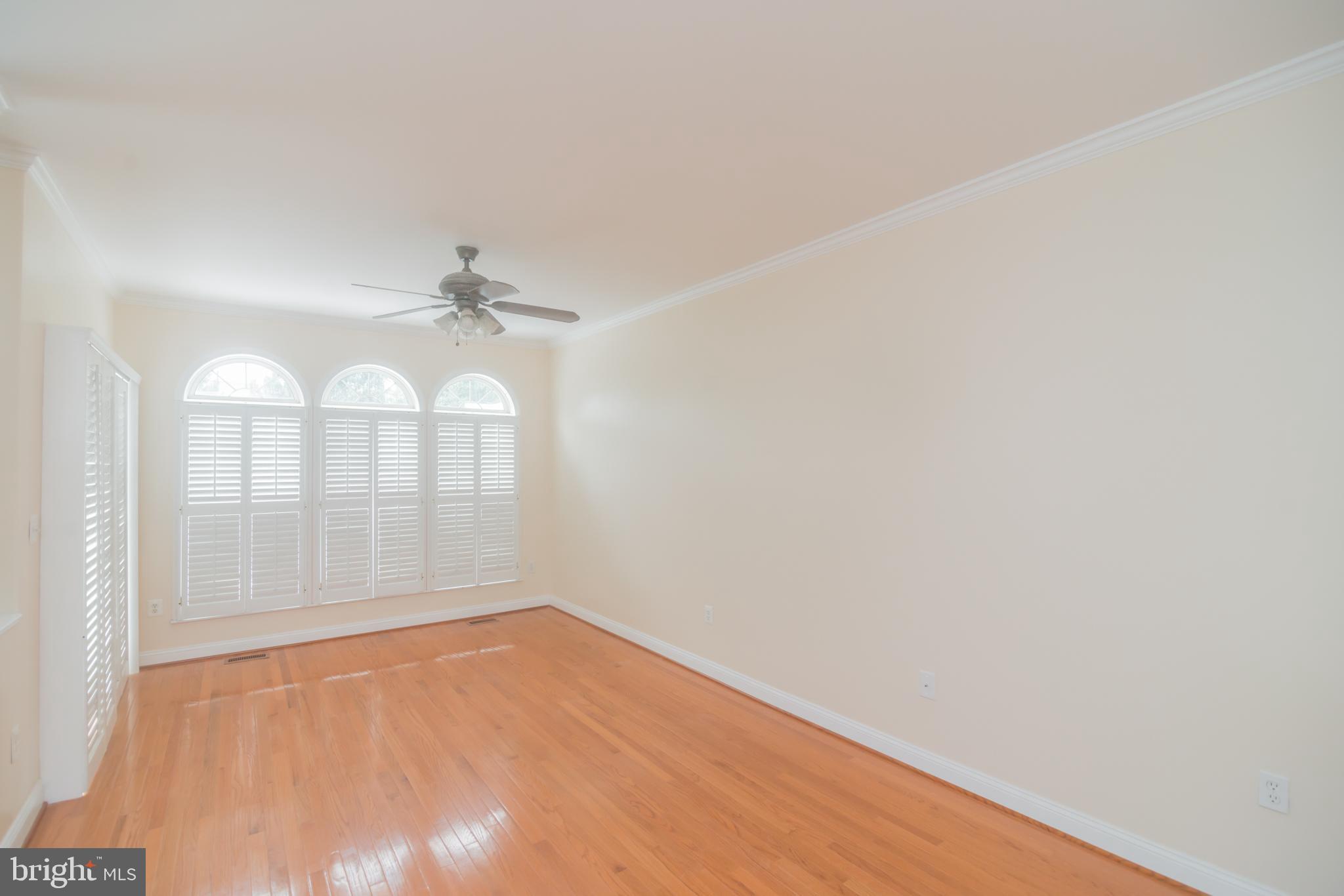 ASHBURN VILLAGE - Residential Lease