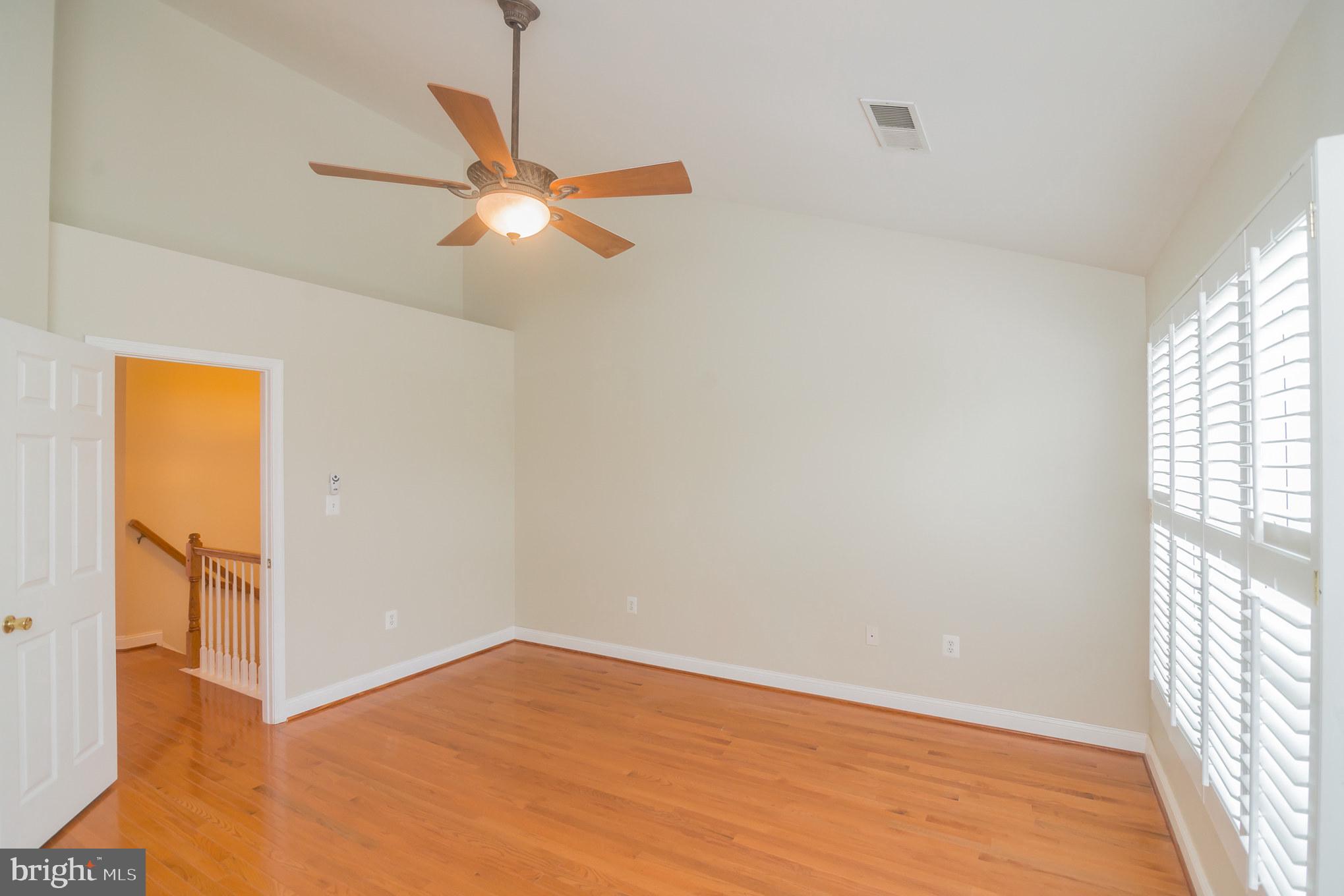 ASHBURN VILLAGE - Residential Lease