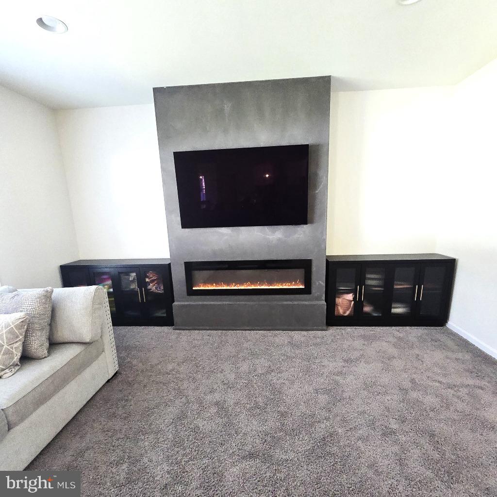 101 SARATOGA COURT