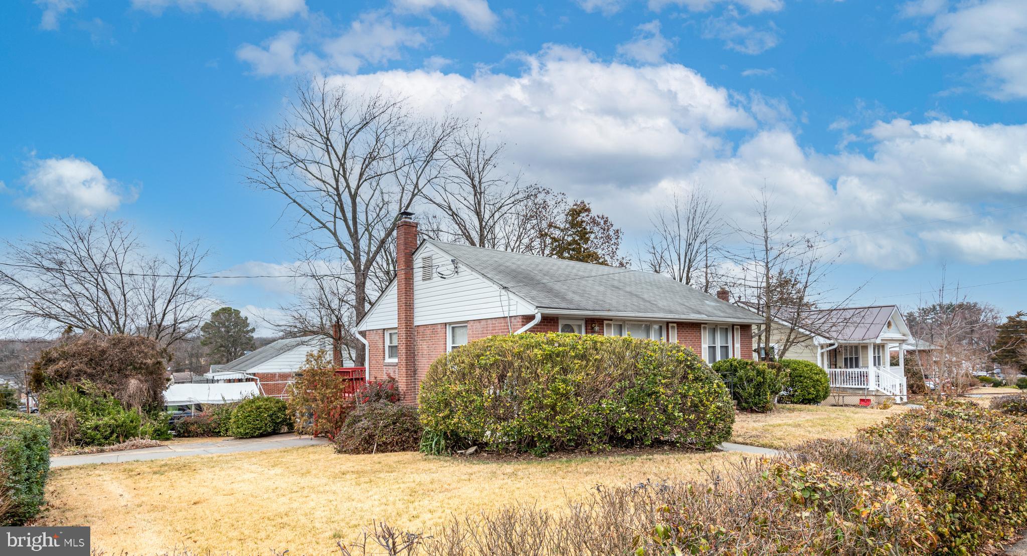 BUCK LODGE - Residential