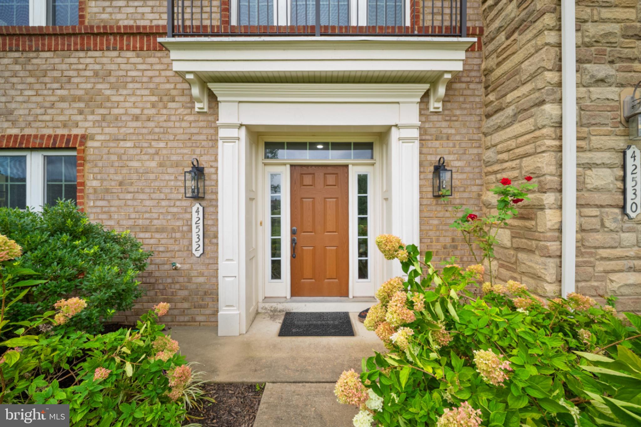 42532 ROWDERBURY SQUARE