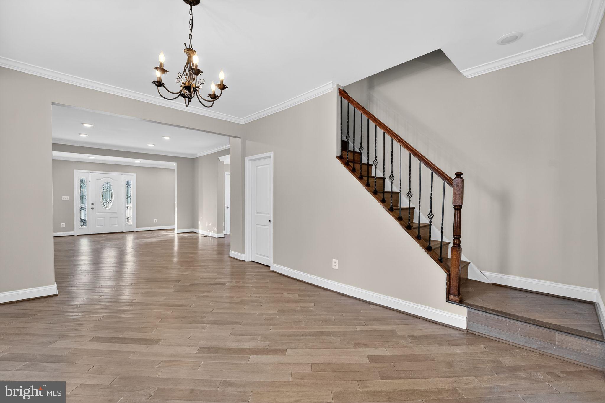 LANDSDOWNE - Residential