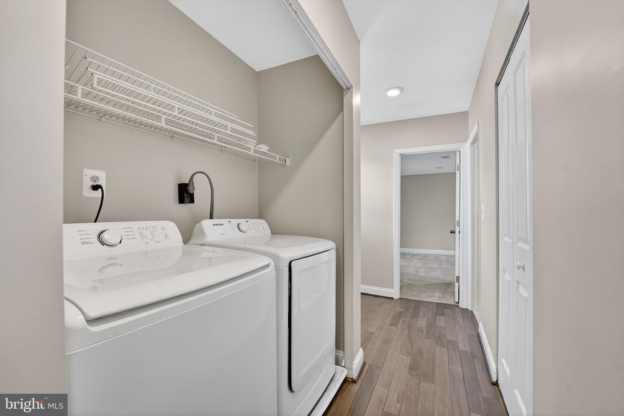 LANDSDOWNE - Residential