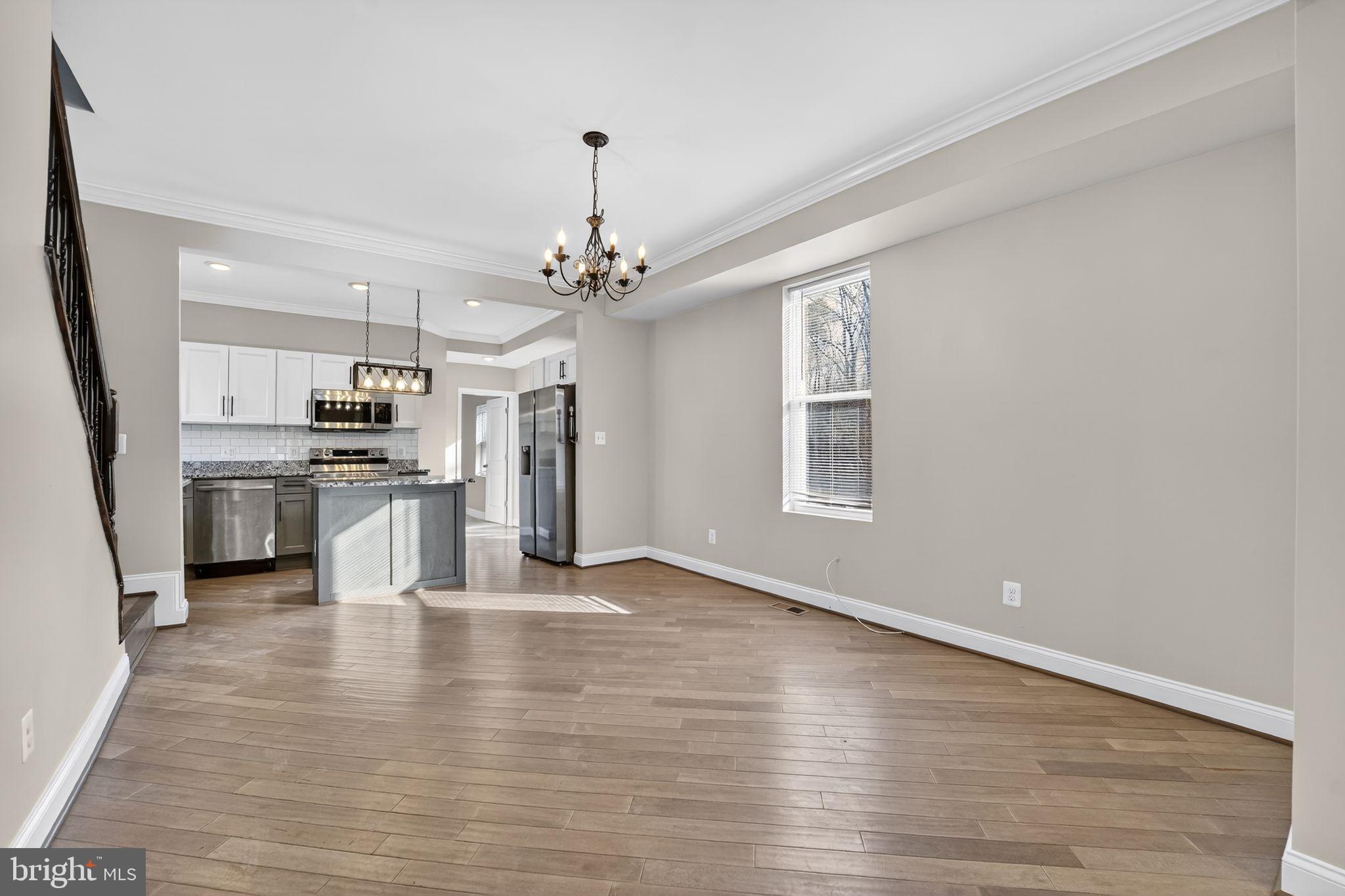 LANDSDOWNE - Residential