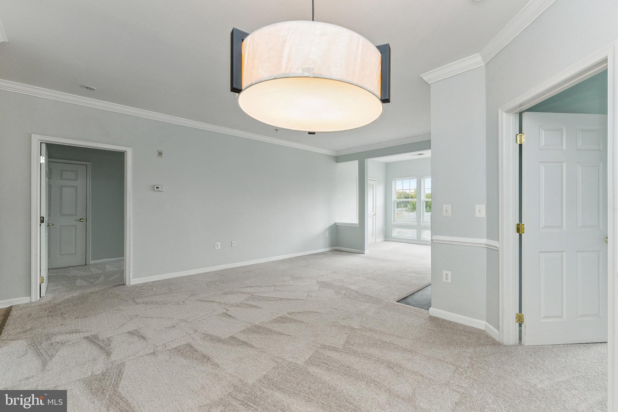 CAMERON GROVE CONDO IV> - Residential