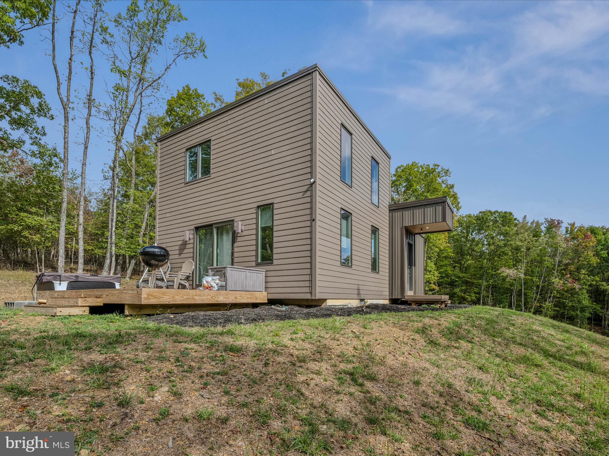 SLEEPY CREEK FARMS - Residential