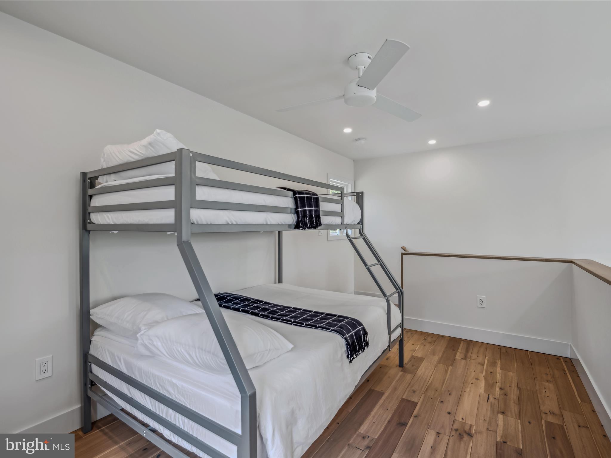 SLEEPY CREEK FARMS - Residential