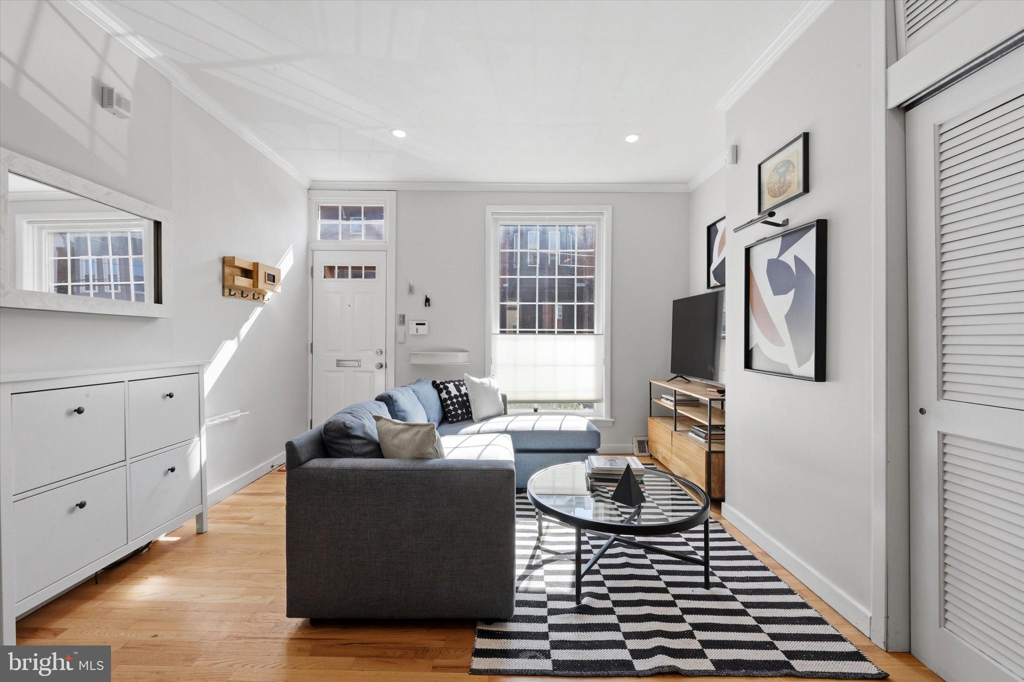 FAIRMOUNT - Residential