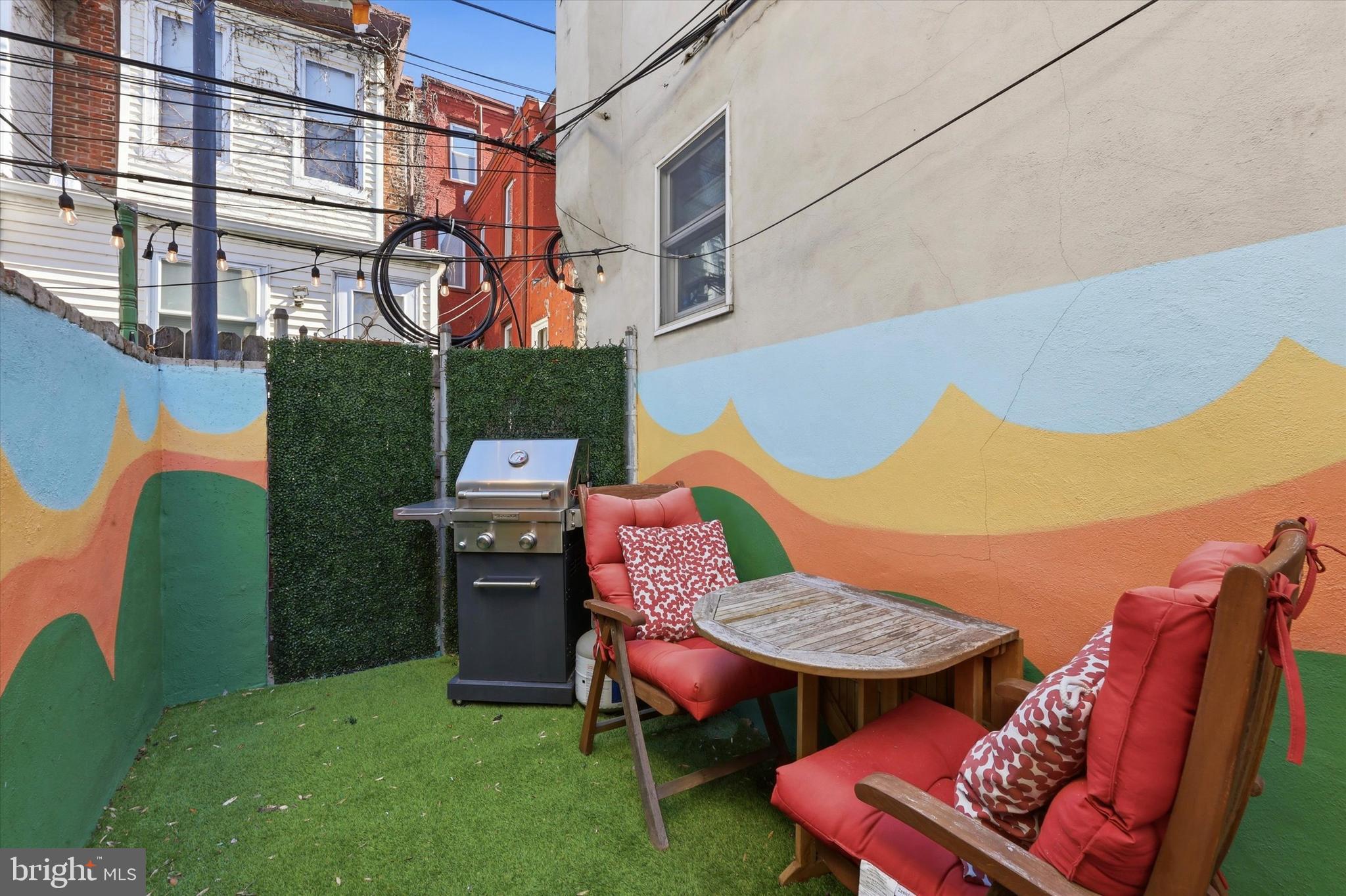 FAIRMOUNT - Residential
