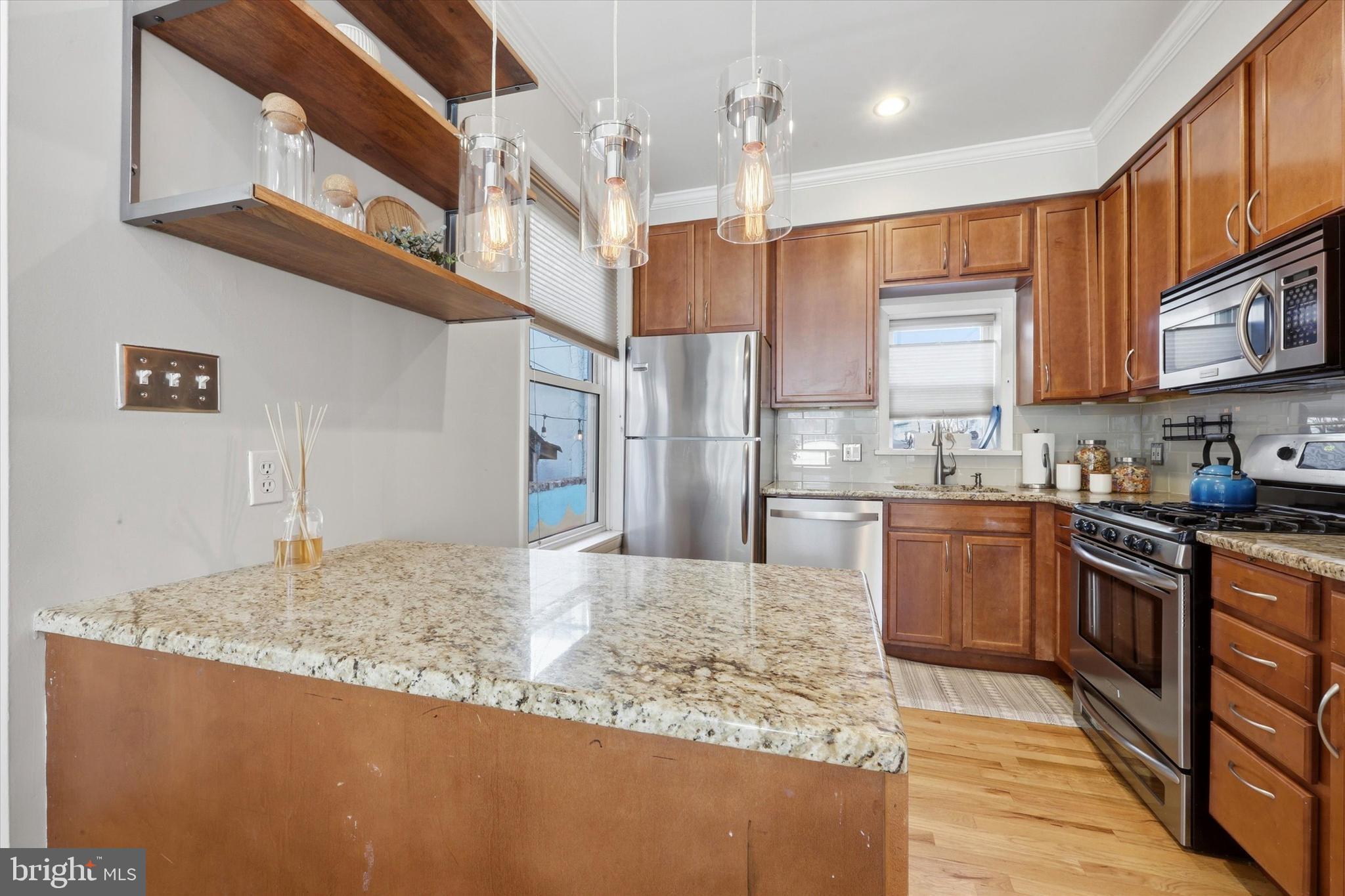 FAIRMOUNT - Residential