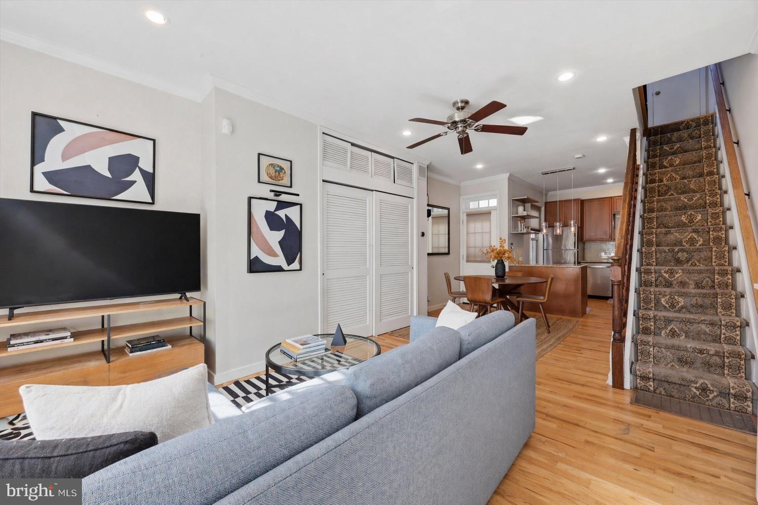 FAIRMOUNT - Residential