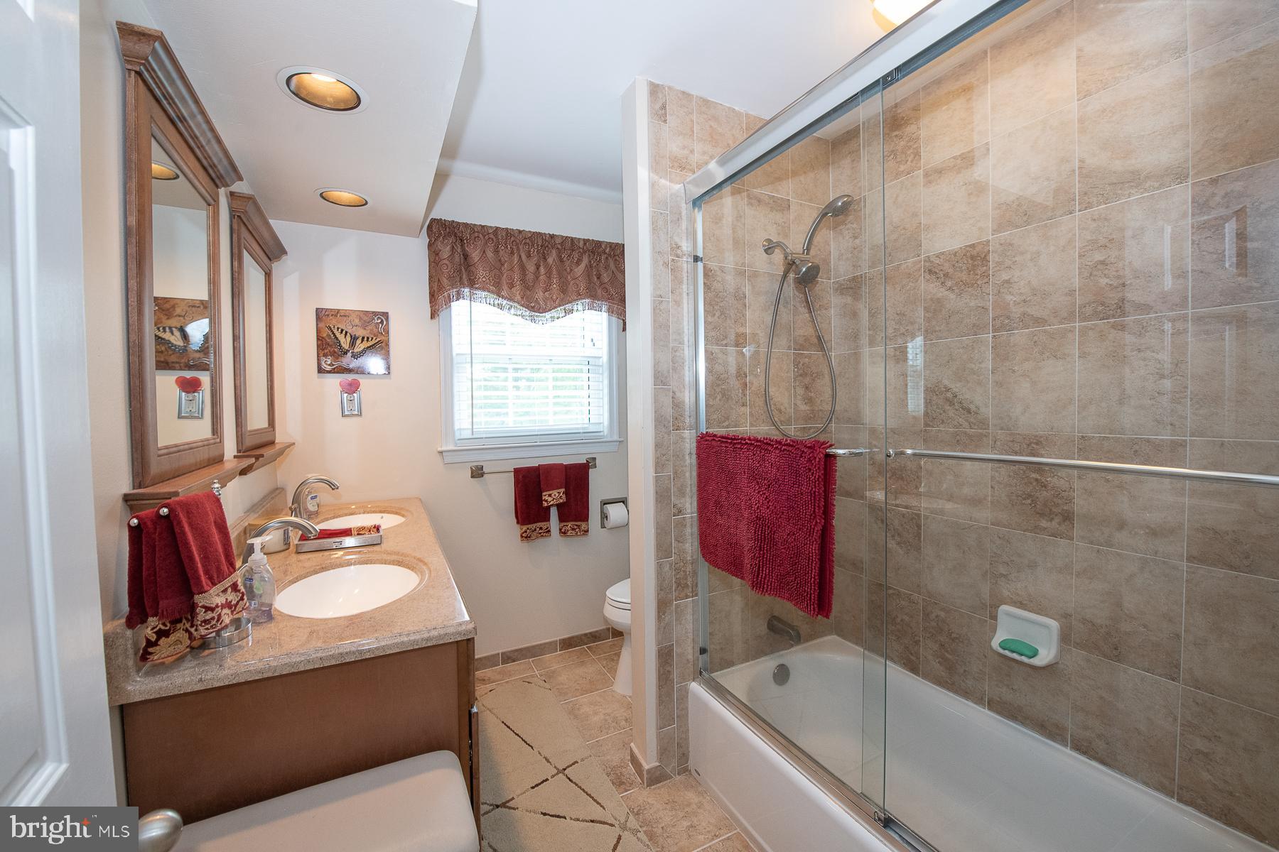 SCONNELLTOWN FARMS - Residential