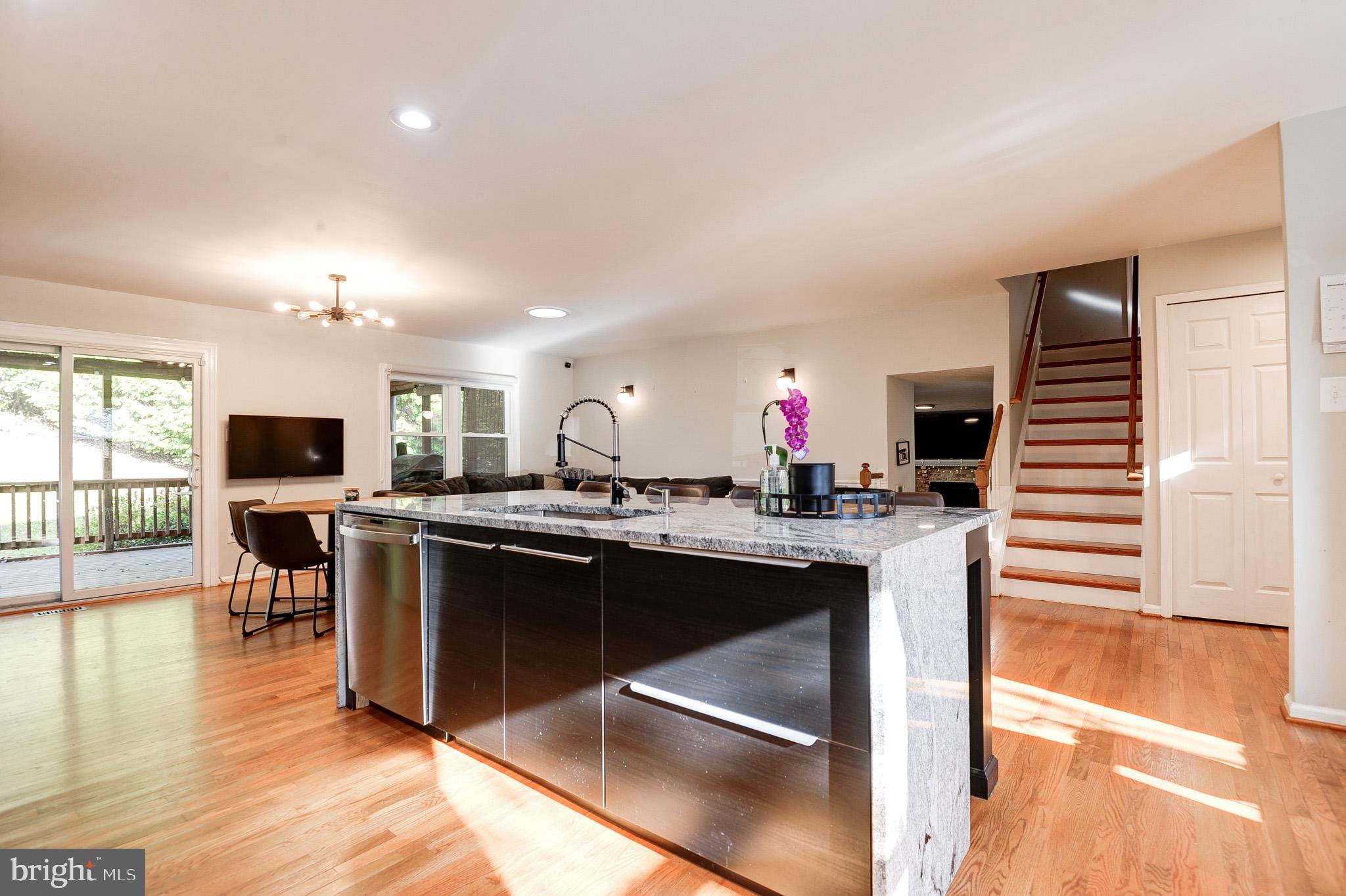 LEESBURG COUNTRY CLUB - Residential