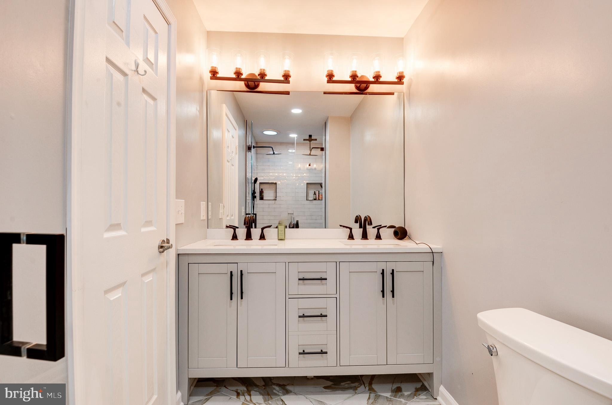 LEESBURG COUNTRY CLUB - Residential